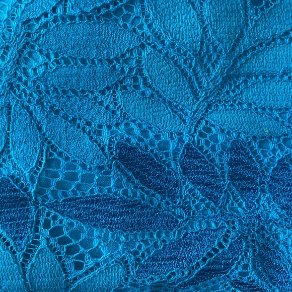 Lilly Pulitzer Kayleigh Lace Sheath Dress in Tidal Wave Fern Gallery Lace - Picture 2 of 5